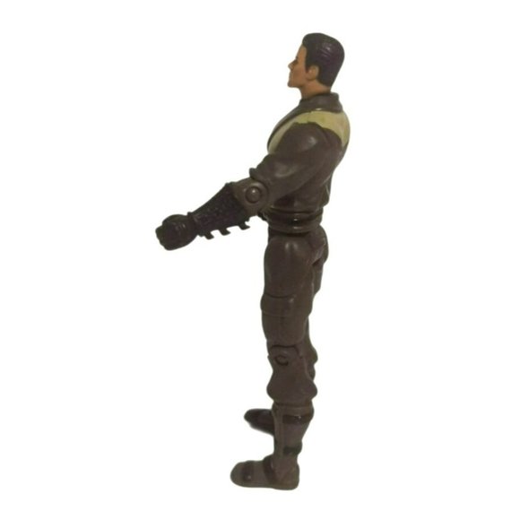 2005 DC Batman Begins Movie Action Figure Ninja Bruce Wayne 5.5-Inches - Picture 3 of 5